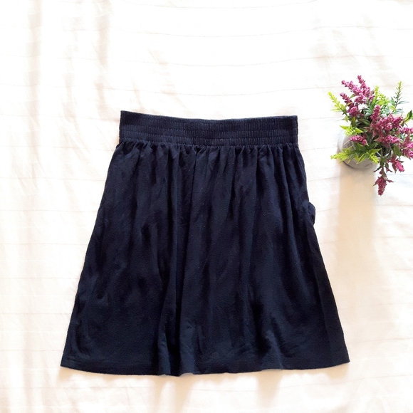 🔥2 for $30🔥Aritzia skirt - Picture 3 of 4